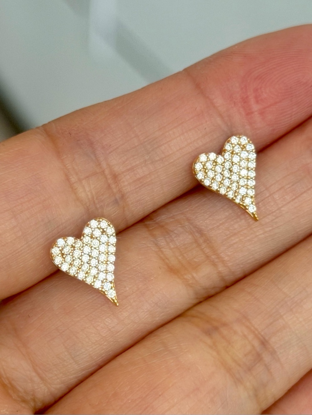 14K Solid Yellow Gold Heart Motif Pave Zircon Earrings Studs
